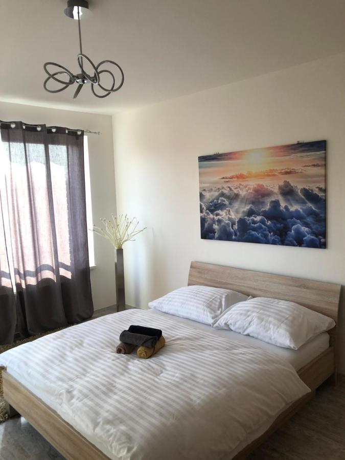 Ah Radnica Apartment Kosice Bagian luar foto